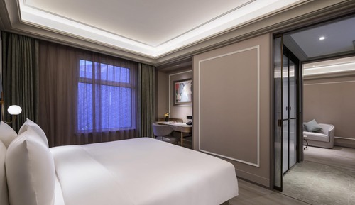 Privilege, Room, 1 King Bed