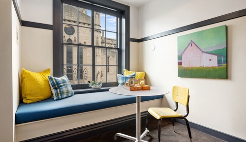 Premier Room, 1 Queen Bed (Self Check-in with Virtual Front Desk)