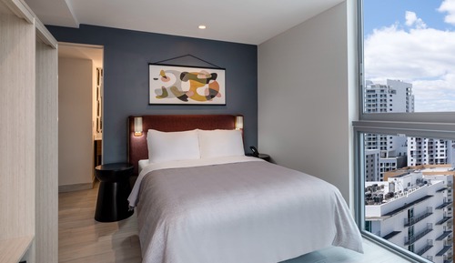 Suite, 2 Bedrooms, Balcony