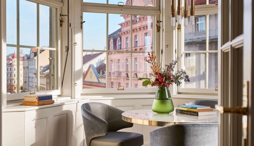 Suite (Wintergarden)