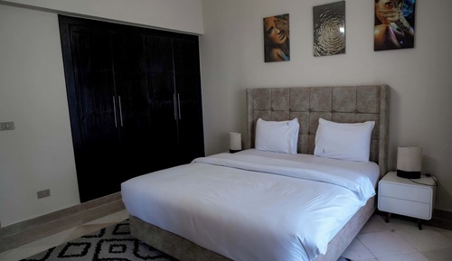 Grand Apartment