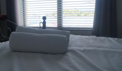 Economy Double Room, Ensuite, Sea View