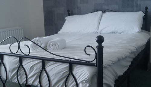 Superior Double Room, Ensuite, Marina View (R1)