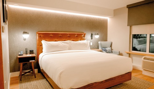 Deluxe Room, 1 King Bed with Sofa bed, Non Smoking