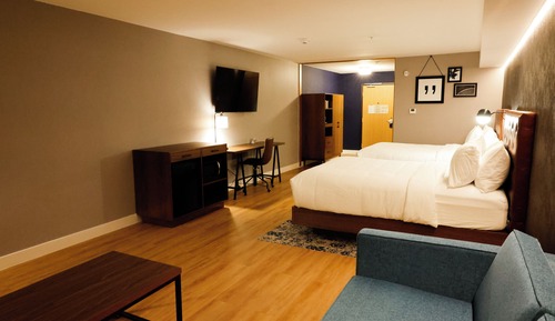 Deluxe Room, Multiple Beds, Non Smoking