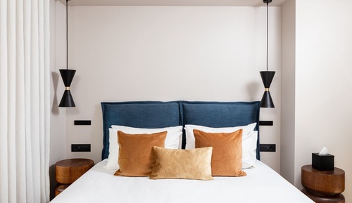 Premium Room with Balcony (Hotel)