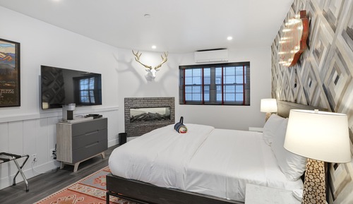Classic Room