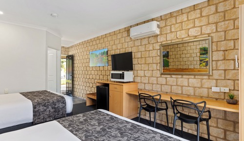 Twin Room, 2 Queen Beds