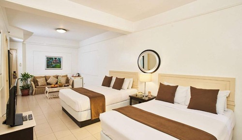 Superior Room, Multiple Beds