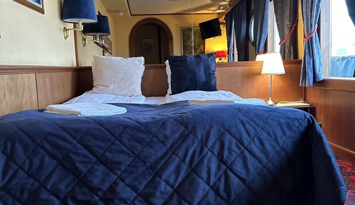 Standard Double Room, Private Bathroom, Sea View (Cabin on boat )