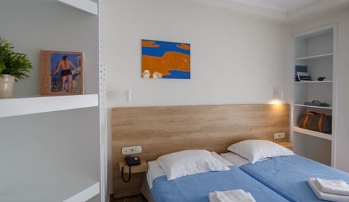 Family Room, 2 Bedrooms, Partial Sea View