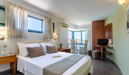 Economy Twin Room, Sea View