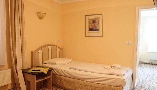 Triple Room (Souterrain)
