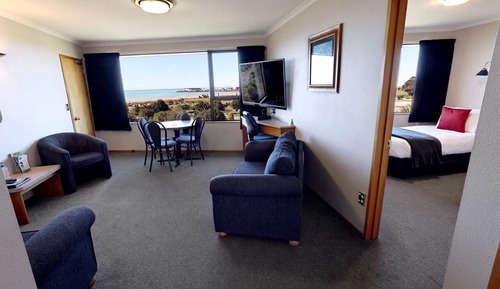 Spa Two Bedroom Suite with Seaview 