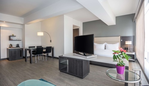 Premium Room