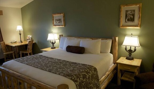 Deluxe Room, 1 King Bed