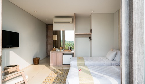 Varda Superior Twin, Balcony, Mountain View