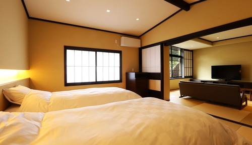Deluxe Suite, Terrace, Garden View