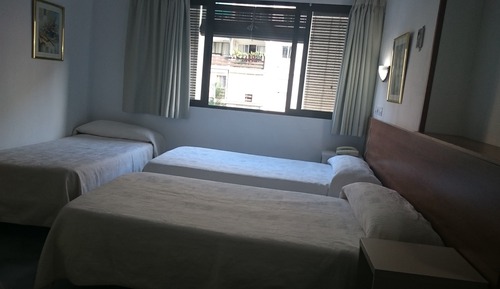 Triple Room