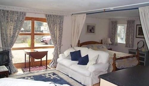 Studio, Private Bathroom (for up to 4)