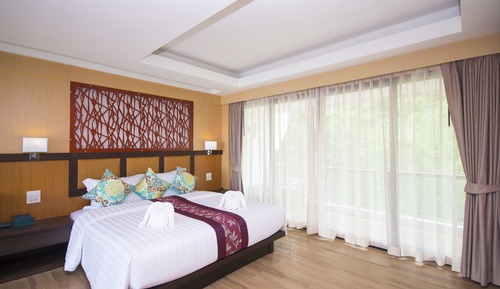 King Suite Sea View & Pool