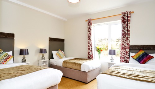 Triple Room