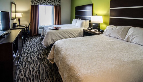 Room, 2 Queen Beds, Refrigerator & Microwave