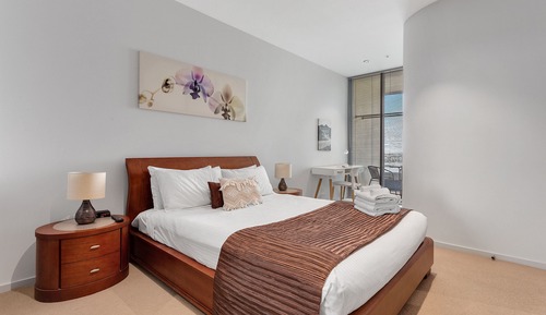 Two Bedroom Two Bathroom Apartment- Harbour View