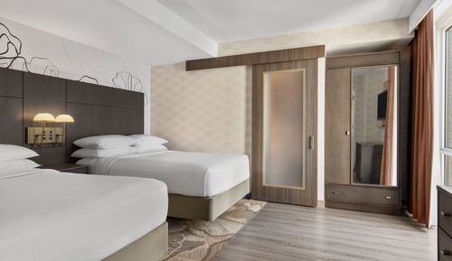 Suite, 1 Bedroom (Mobility/Hearing Accessible, Tub)