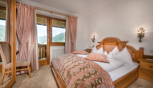 Family Suite, Balcony, Mountain View (Heukareck)