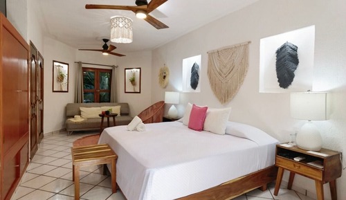 Junior Suite, 1 King Bed
