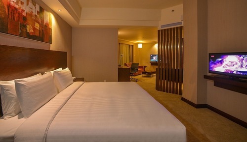 Executive Suite King