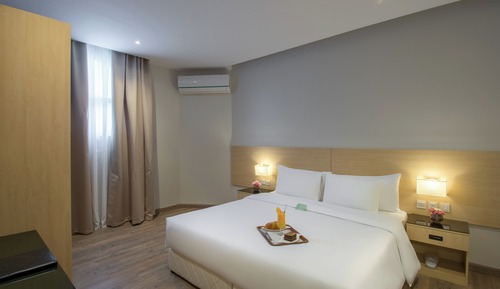 Suite, 2 Bedrooms (With 1 Bathroom)