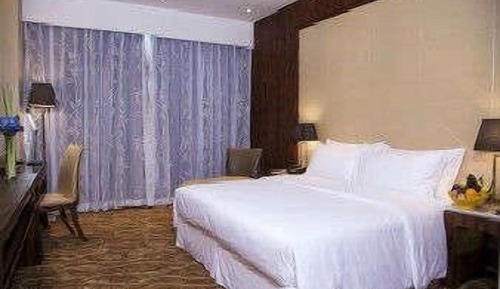 Executive Room, 1 King Bed, Non Smoking