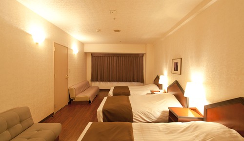Deluxe Triple Room, Non Smoking (with Sofa Bed)