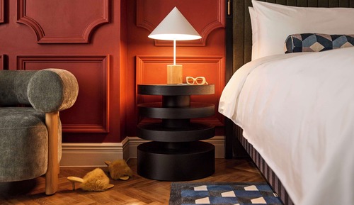 Deluxe Room, 1 King Bed (QT)