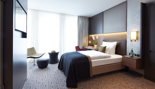 Deluxe Room (Grand)