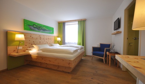Economy Room