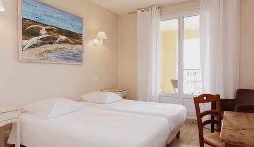 Twin Room