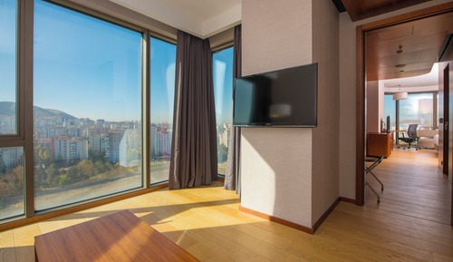 Junior Suite, 1 King Bed