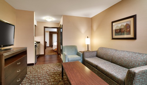 Suite, 2 Queen Beds, Accessible (Communications)
