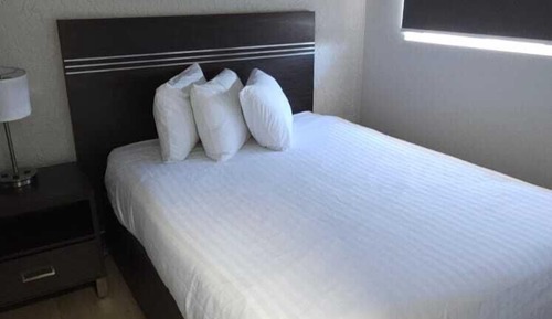 Signature Suite, 1 Bedroom, Kitchenette