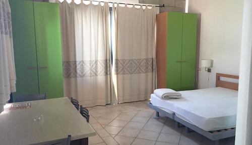 Mono 2 Pax Studios n 3