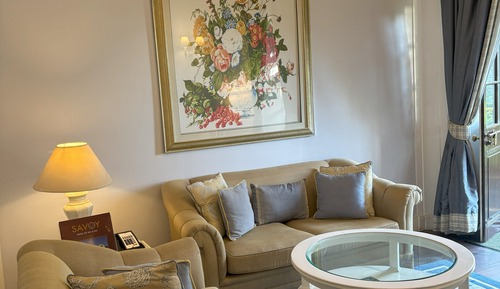 Suite, 1 Queen Bed (Savoy Suites)