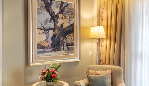 Deluxe Room, 1 Queen Bed (Premium Non View Rooms)