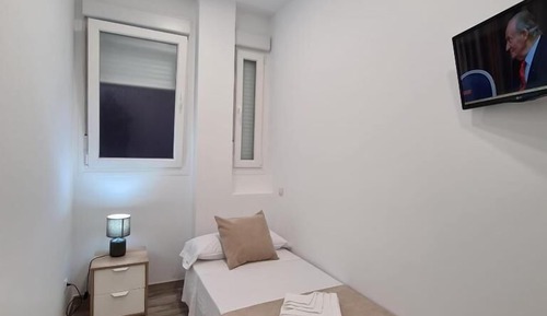 Standard Single Room, 1 Twin Bed, Shared Bathroom
