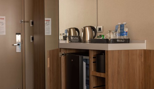 Room, 2 Double Beds, City View