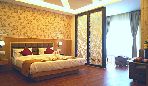 Suite, Balcony, Mountain View