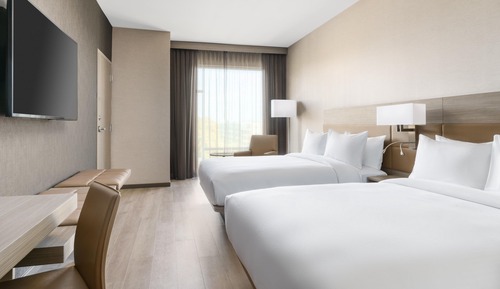 Standard Room, 2 Queen Beds (Mobility Accessible, Tub)