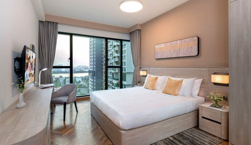 4-bedroom Executive Apartment